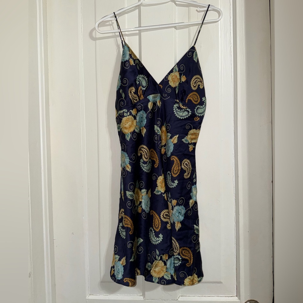 Willow‎ Blossom 100% Silk Y2K Slip dress Feminine size M paisley blue